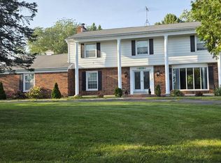 866 East Pioneer ROAD, Grafton, WI 53024