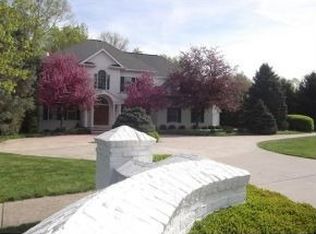 3723 E Devonshire Ct, Bloomington, IN