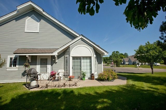 1st image of 2407 Sumac Way