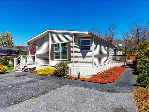 5th image of 40 Campbell Cir