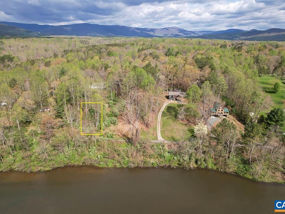 1st image of Lakeside Dr