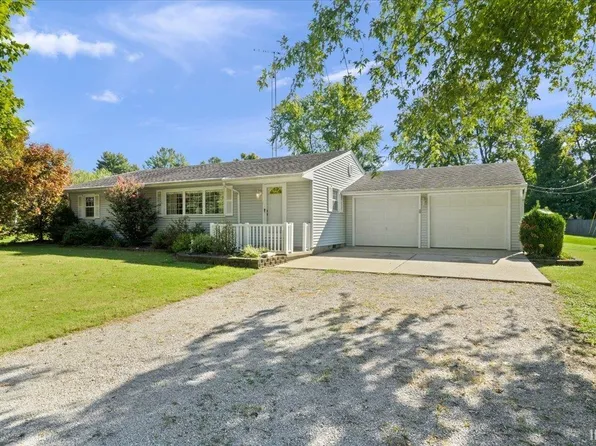 560 Meadowlark Dr, Princeton, IN 47670