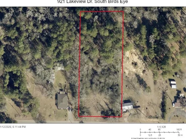 921 Lakeview Dr S, Marshall, TX 75672