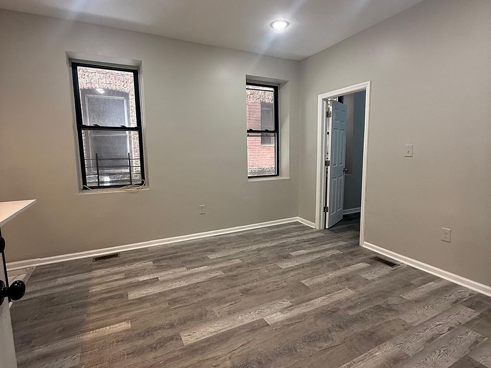 1st image of 410 N 5th St #102