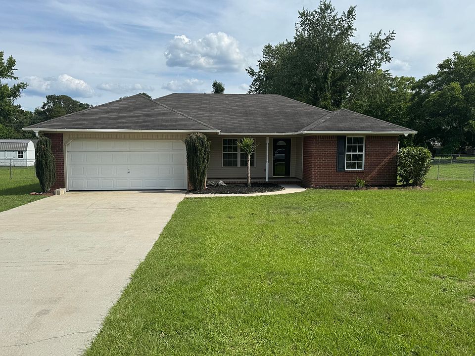 1st image of 3330 Denton Dr