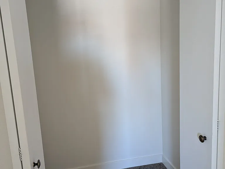 950 5th Ave W #D — Photo 17