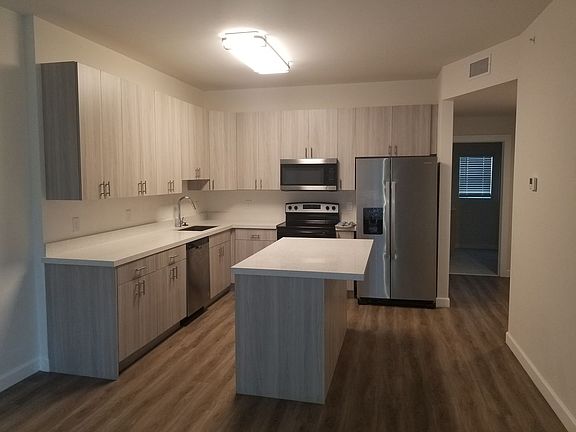 2nd image of 3320 Skyline Blvd #104