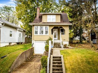 2527 Ridgeland Pl, Cincinnati, OH 45212