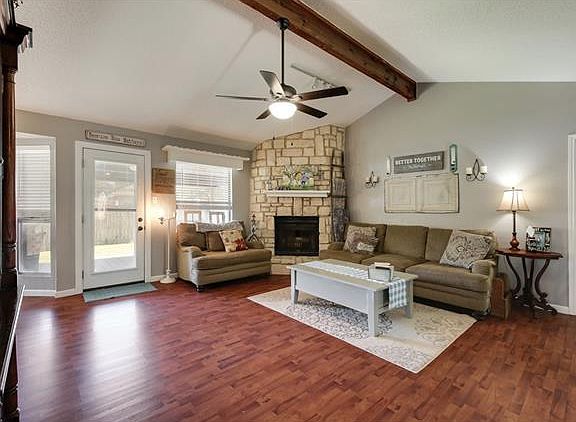4th image of 2511 Armstrong Dr