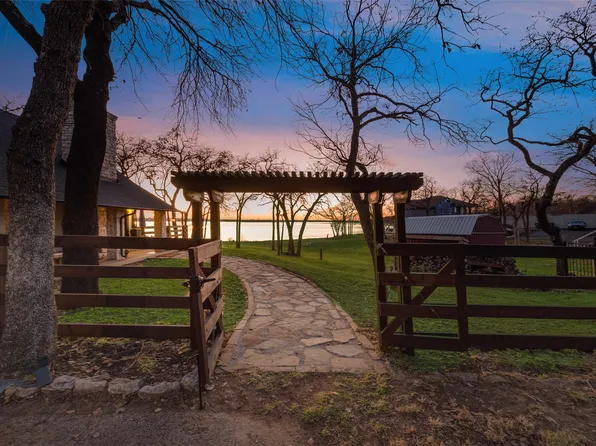 6609 Red Bud Dr, Flower Mound, TX 75022