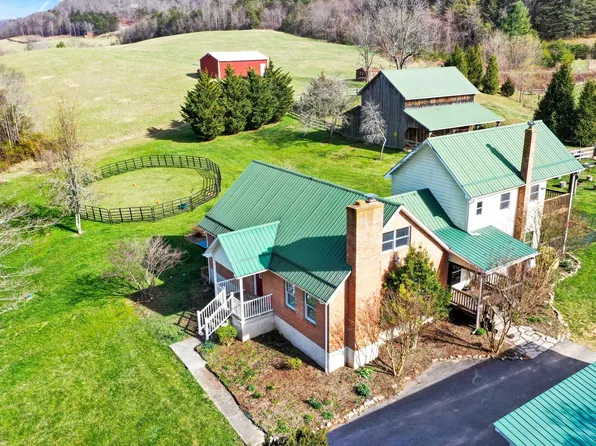 8200 Blacksburg Rd, Catawba, VA 24070
