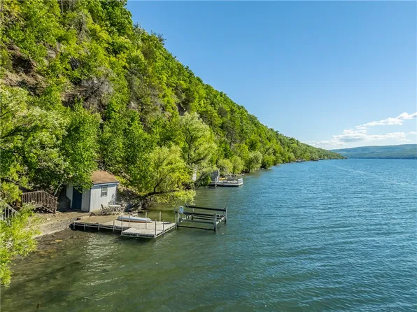 198 E Lake Rd, Middlesex, NY 14544