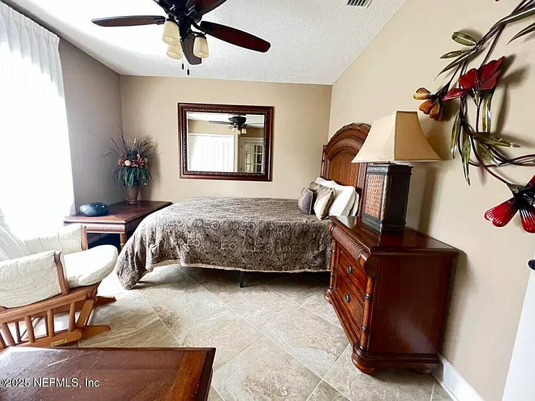1024 Ardmore St — Photo 21