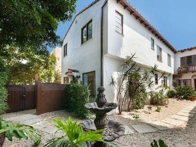 932 N Ogden Dr, West Hollywood, CA, 90046