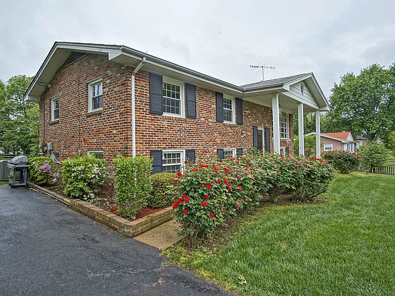5th image of 13503 Floris St