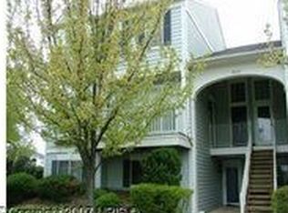 8065 Stonewall Brigade Ct APT 201, Manassas, VA 20109