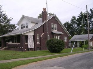 611 Macomb St, Colchester, IL 62326