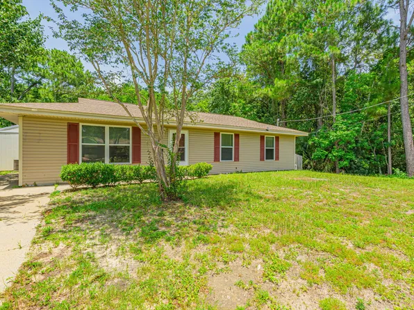 410 Wildwood St, Mary Esther, FL 32569