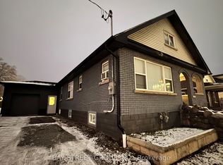 5745 Stanley Ave, Niagara Falls, ON L2G3X6