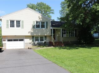7 Dunlap Ave, Marcellus, NY 13108
