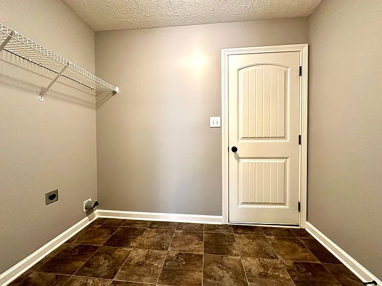 3472 Fox Meadow Way — Photo 21