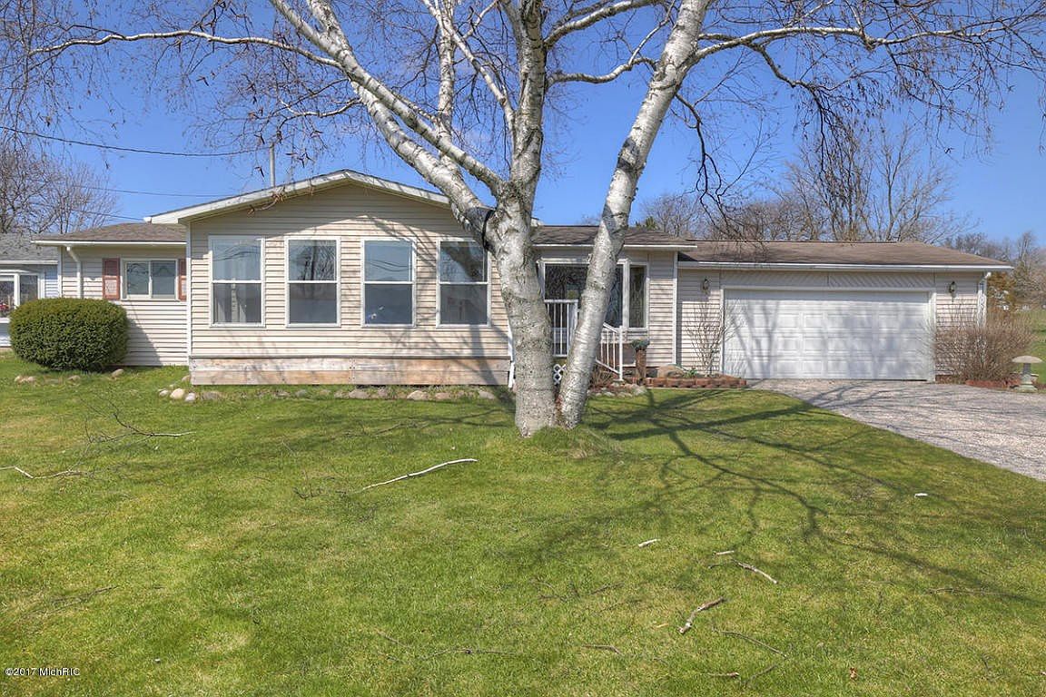 231 Rasmussen Dr, Trufant, MI 49347 Zillow