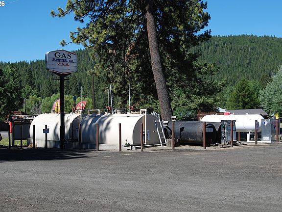 3rd image of 120 NW Sumpter Hwy