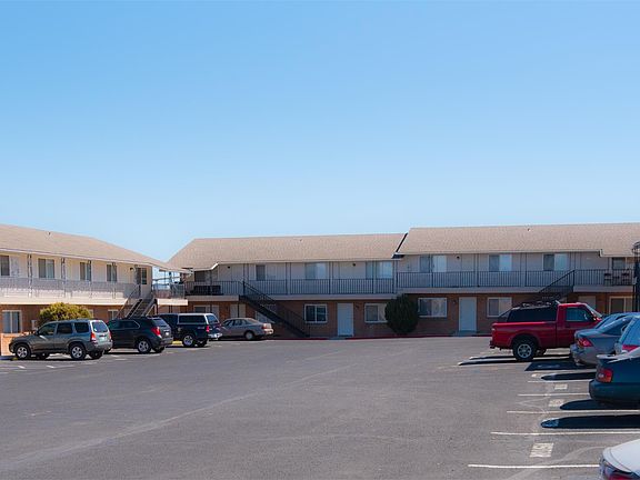 Pueblo West Apartments