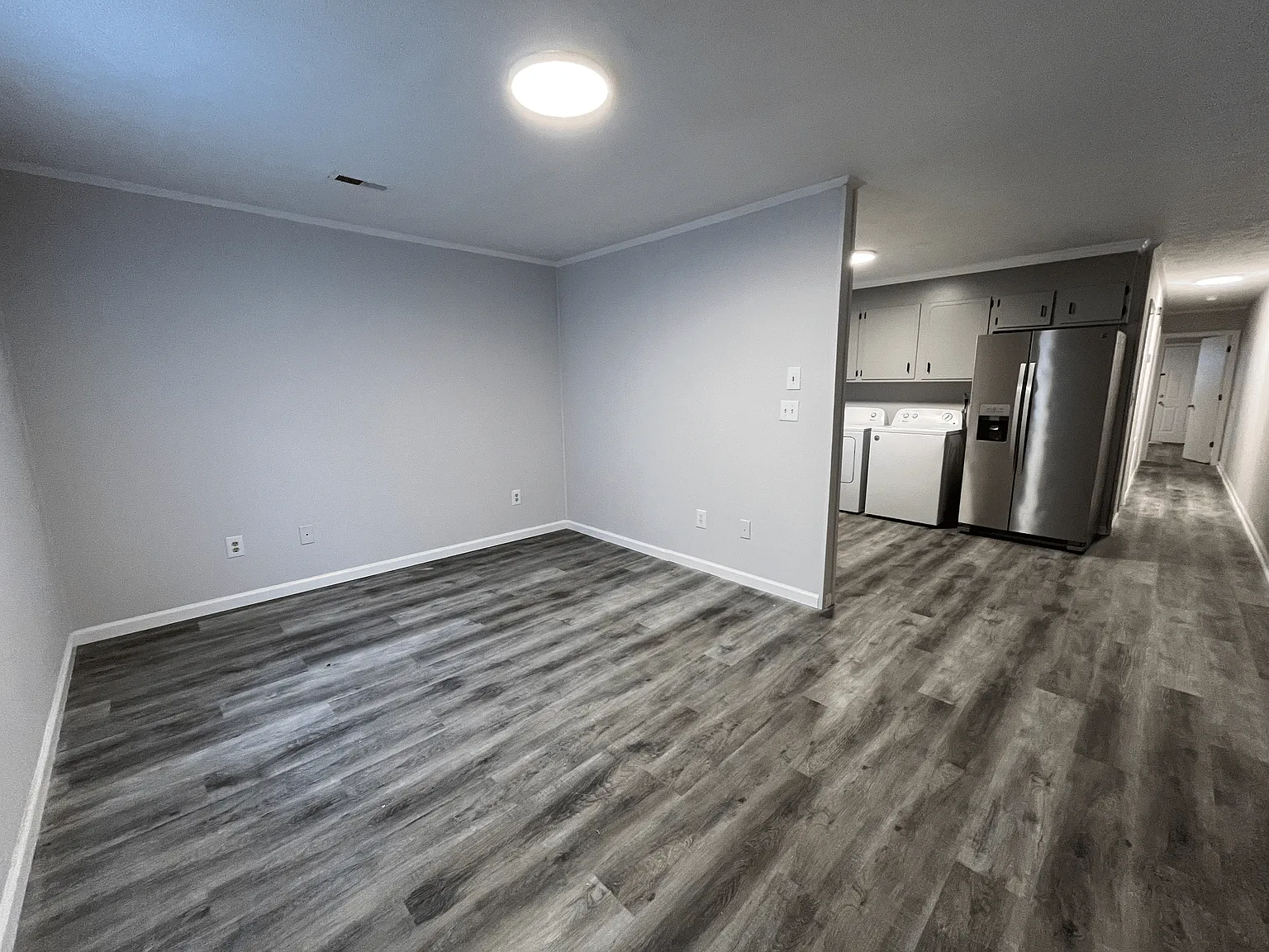 715 N Lee St — Photo 1