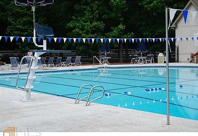1st image of 491 Shyrewood Dr