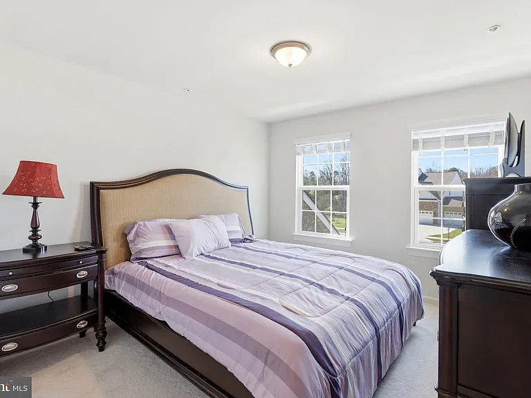 6702 Savannah Dr — Photo 33