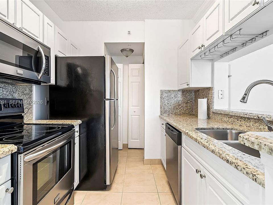 1st image of 17150 N Bay Rd APT 2618