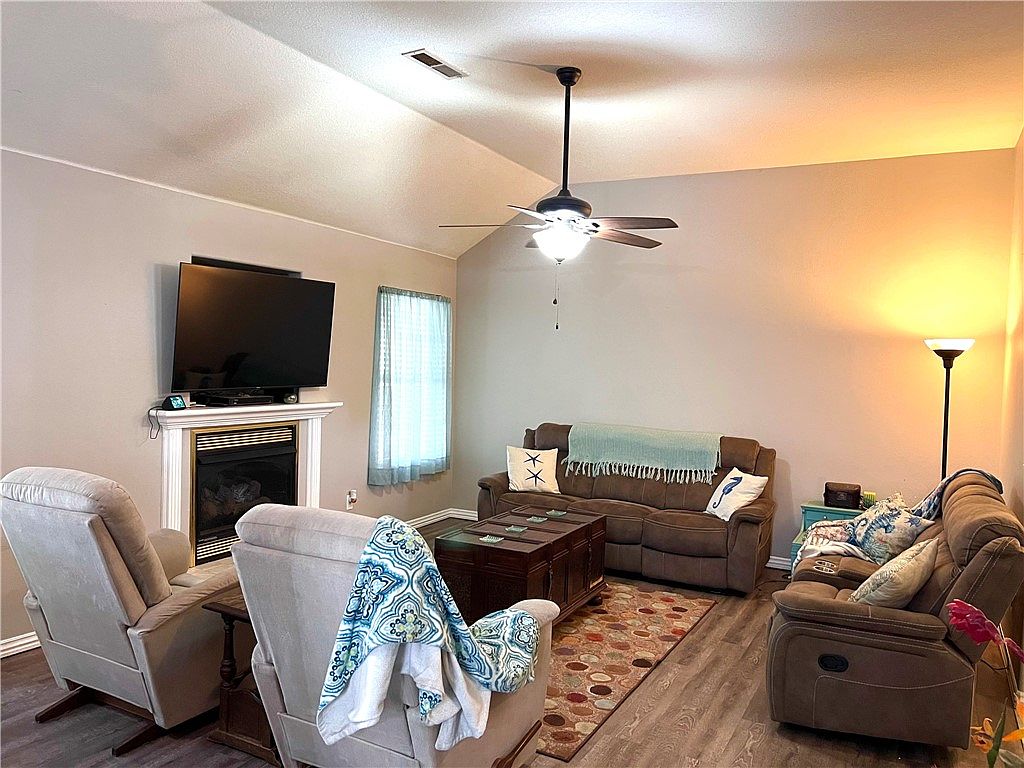 1006 Sunrise Cir, Siloam Springs, AR 72761 Zillow