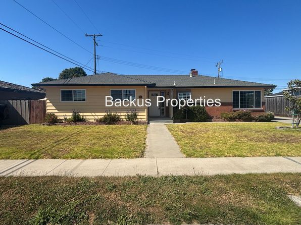 209 La Mesa Dr