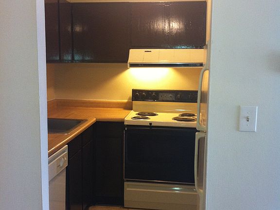 4th image of 3415 McHenry Ave APT D5