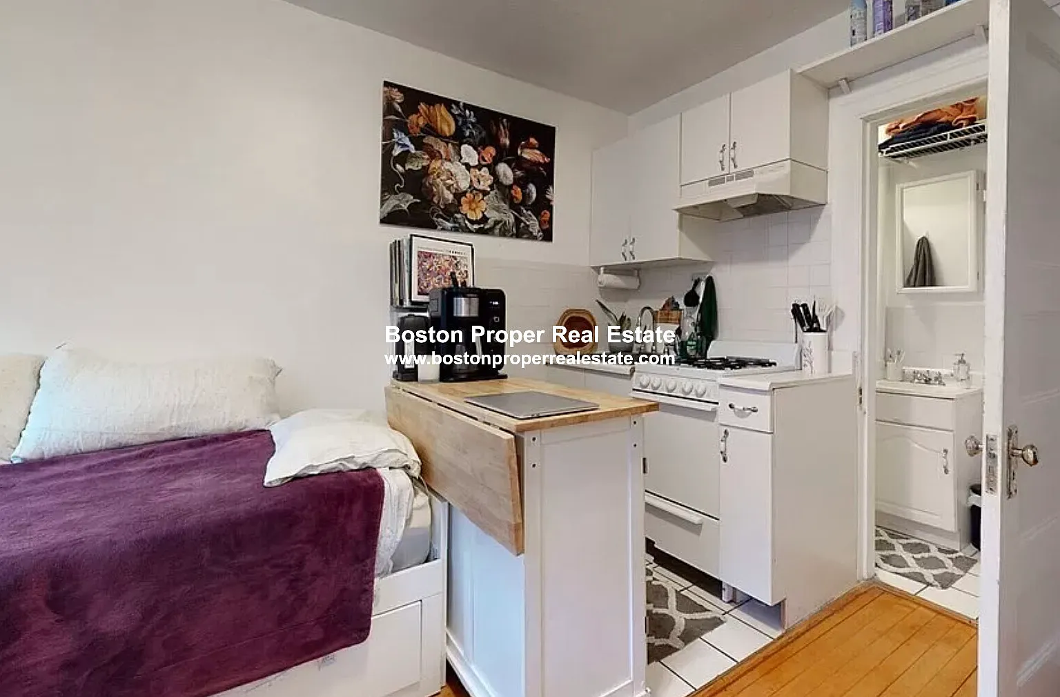 Studio, 325 sqft, $2,200 — Photo 4
