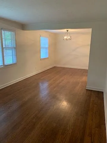 196 Leonora Dr — Photo 6