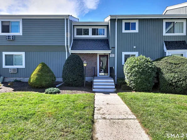 31 Ameridge Drive #31, Bridgeport, CT 06606