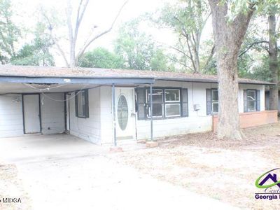 2452 Thrasher Ave, Macon, GA, 31206