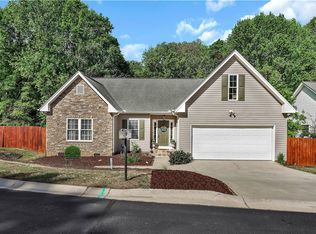 101 Riviera Cir, Anderson, SC 29621