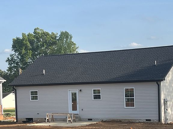 2nd image of 398 N Harris Rd