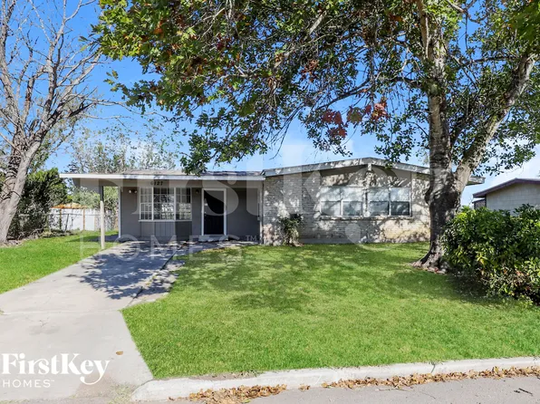 6127 Bright Valley Dr, San Antonio, TX 78242
