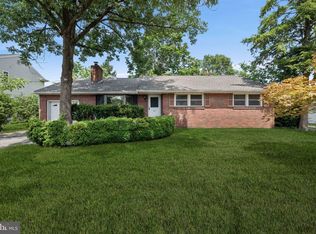 605 S Chester Ave, Riverside, NJ 08075