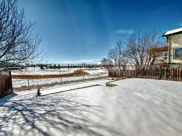 47 N Silver Creek Blvd NW, Airdrie, AB T4B 2P6