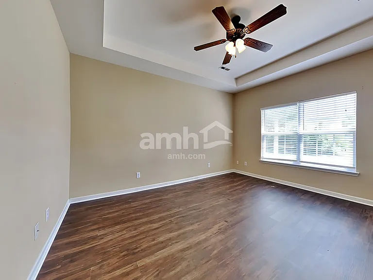 7745 Fayetteville Rd — Photo 8