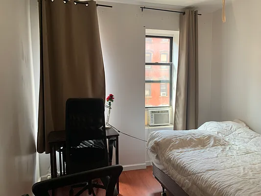 Rented by Oxford Property Group | media 19