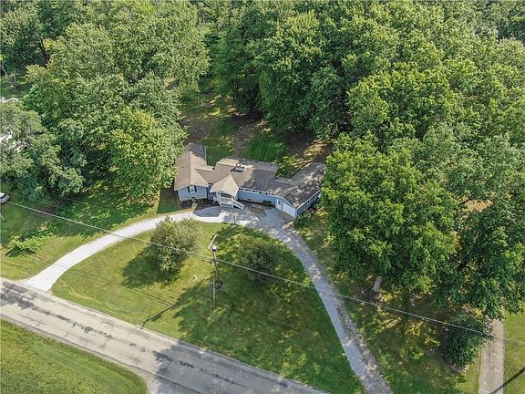 4th image of 3765 Marr Rd