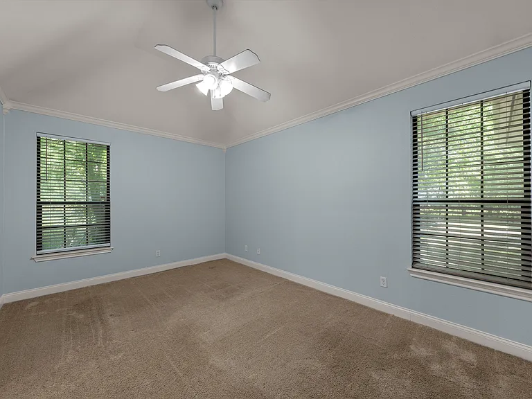 316 Garden Dr — Photo 8
