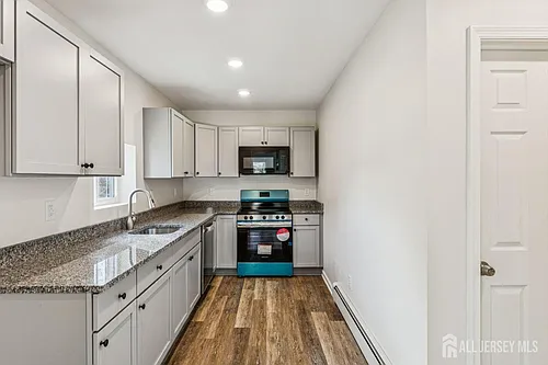 786 S Main St #2 Photo 1