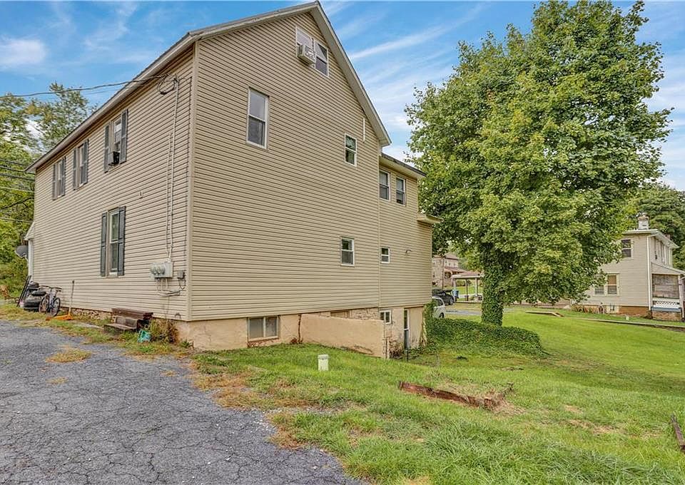 1261 State St, Mertztown, PA 19539 Zillow